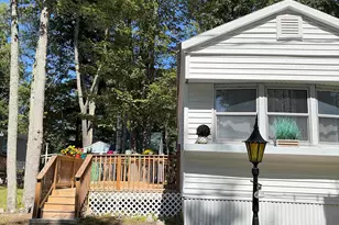 512 Canterbury Dr, Exeter, NH 03833 - Photo 2