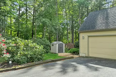 7 Virginia Court, Hooksett, NH 03106 - Photo 10