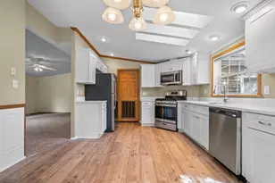 17 Heritage Way, Manchester, NH 03104 - Photo 6