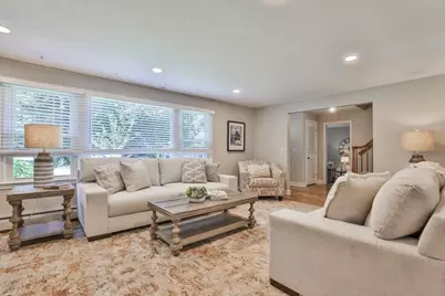 5 Meredith Drive, Nashua, NH 03063 - Photo 10