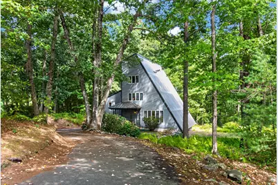 14 Pine Knoll Drive, Atkinson, NH 03811 - Photo 1