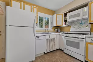 62 Freetown Rd, Raymond, NH 03077 - Photo 8