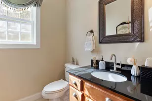 10 Blossom Ln, Stratham, NH 03885 - Photo 28