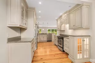 1 Peninsula Dr, Stratham, NH 03885 - Photo 12