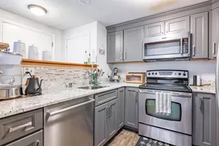 1 Harwich Ct, Merrimack, NH 03054 - Photo 2