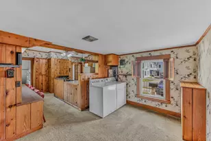 105 Pleasant St, Littleton, NH 03561 - Photo 10