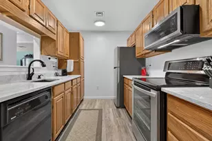 690 S Porter St, Manchester, NH 03103 - Photo 6
