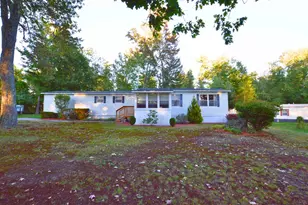 732 Concord Stage Rd, Weare, NH 03281 - Photo 1