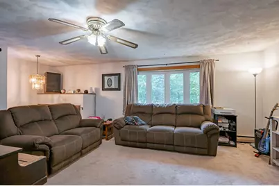 8 Holstein Avenue, Londonderry, NH 03053 - Photo 16