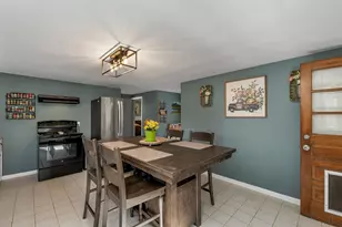 7 Pleasant St, Merrimack, NH 03054 - Photo 12