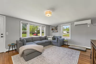 7 Pleasant Street, Merrimack, NH 03054 - Photo 14
