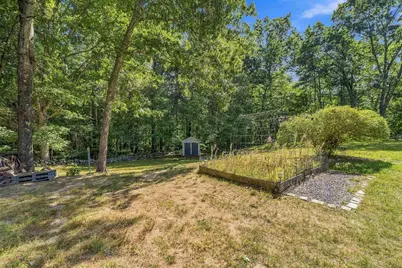 7 Bancroft Road, Londonderry, NH 03053 - Photo 28