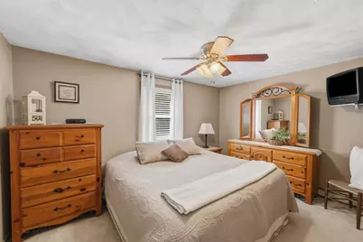 7 Bancroft Road, Londonderry, NH 03053 - Photo 16