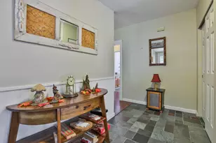 8 Aberdeen Dr, Stratham, NH 03885 - Photo 4