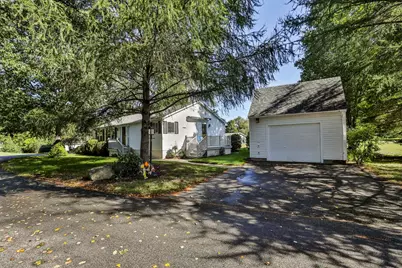 8 Aberdeen Drive, Stratham, NH 03885 - Photo 2