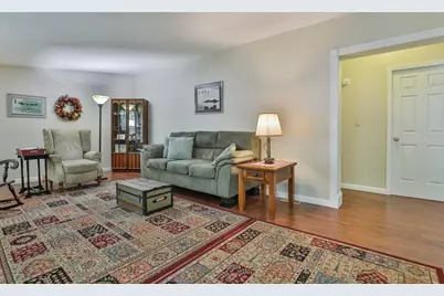 8 Aberdeen Drive, Stratham, NH 03885 - Photo 16