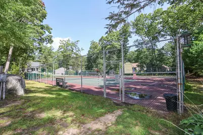 105 Coburn Woods Drive, Nashua, NH 03063 - Photo 32