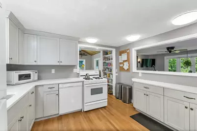 33 Gale Village Road, Newton, NH 03858 - Photo 16