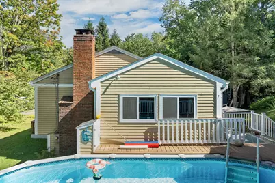 33 Gale Village Road, Newton, NH 03858 - Photo 8