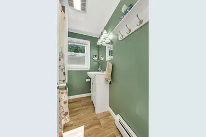 33 Gale Village Road, Newton, NH 03858 - Photo 36