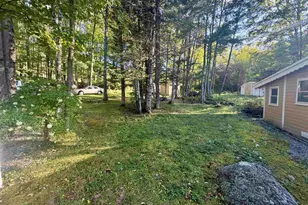 97 Bradford Rd, Sunapee, NH 03782 - Photo 4