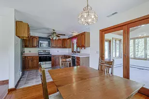 19 Brooks Rd, Seabrook, NH 03874 - Photo 8