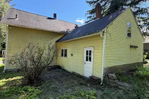 26 Brattleboro Rd, Hinsdale, NH 03451 - Photo 4
