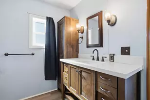 33 Longmeadow Dr, Concord, NH 03301 - Photo 12