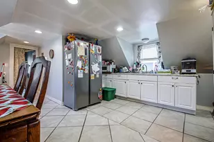 418 Central St, Manchester, NH 03103 - Photo 18