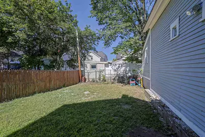 418 Central Street, Manchester, NH 03103 - Photo 28