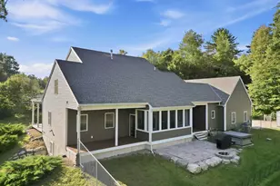 106 Wellington Ln, Loudon, NH 03307 - Photo 8