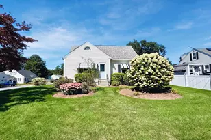 11 Victor Ave, Nashua, NH 03060 - Photo 1