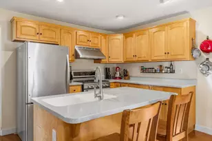 37 Washington St, Exeter, NH 03833 - Photo 12