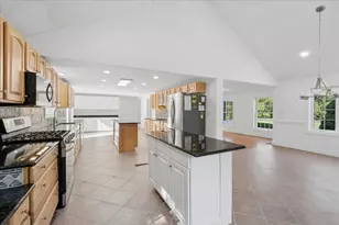 32 Thornton Ferry Rd II, Amherst, NH 03031 - Photo 22