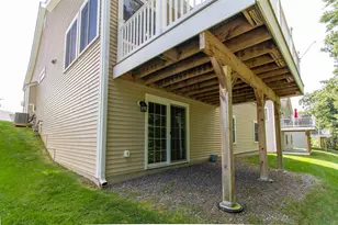 11 Toby Cir, Merrimack, NH 03054 - Photo 10