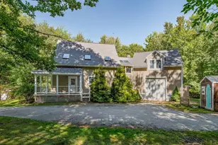 135 Mountain Rd, Deerfield, NH 03037 - Photo 2