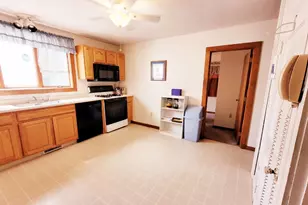 30 Brook St, Nashua, NH 03060 - Photo 10