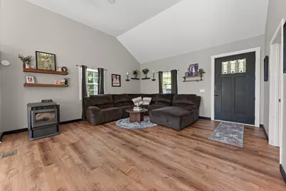 140 Crescent Street, Bristol, NH 03222 - Photo 4