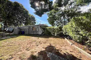855 Bridge St, Manchester, NH 03104 - Photo 34