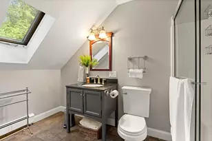 370 F W Hartford Dr, Portsmouth, NH 03801 - Photo 34