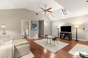 370 F W Hartford Dr, Portsmouth, NH 03801 - Photo 32