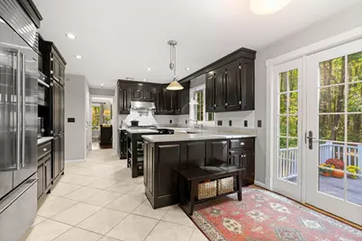 370 Fw Hartford Drive, Portsmouth, NH 03801 - Photo 6