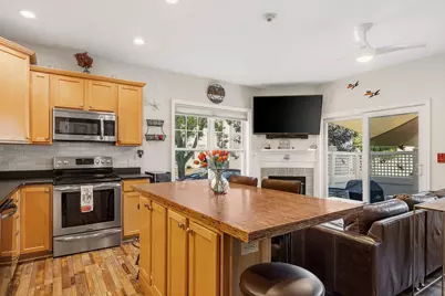 43 Cornwall Street #A, Portsmouth, NH 03801 - Photo 4