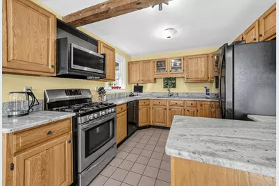 443 Laurel Street, Manchester, NH 03103 - Photo 10