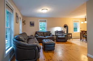9 Perry Rd, Deerfield, NH 03037 - Photo 10