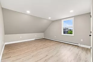 747 Beech St, Manchester, NH 03104 - Photo 32