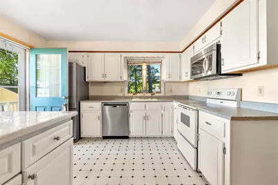 3 Betty Lane, Manchester, NH 03104 - Photo 4