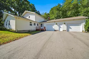 23 Scotland Ave, Salem, NH 03079 - Photo 2