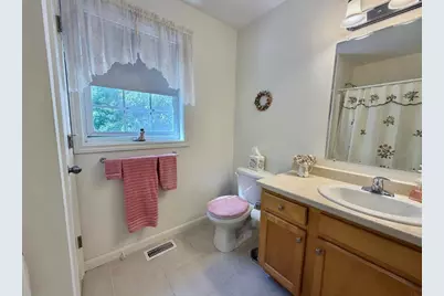 11 Hawthorne Circle, Somersworth, NH 03878 - Photo 22