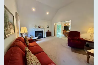 11 Hawthorne Circle, Somersworth, NH 03878 - Photo 4